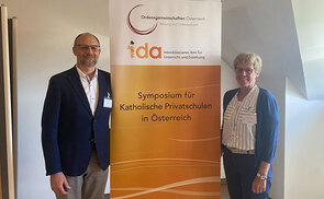 Clemens Paulovics, Bereichsleiter für Bildung und Ordensschulen der Österreichischen Ordenskonferenz, und Andrea Plank, Privatschulreferentin der Diözese Linz konzipierten und moderierten das Symposium.