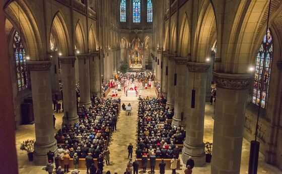 Festgottesdienst im Linzer Mariendom
