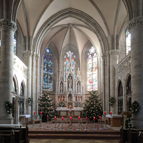 Kirchenraum-1