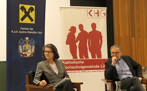 Christine Haiden und Armin Wolf im Gespräch
