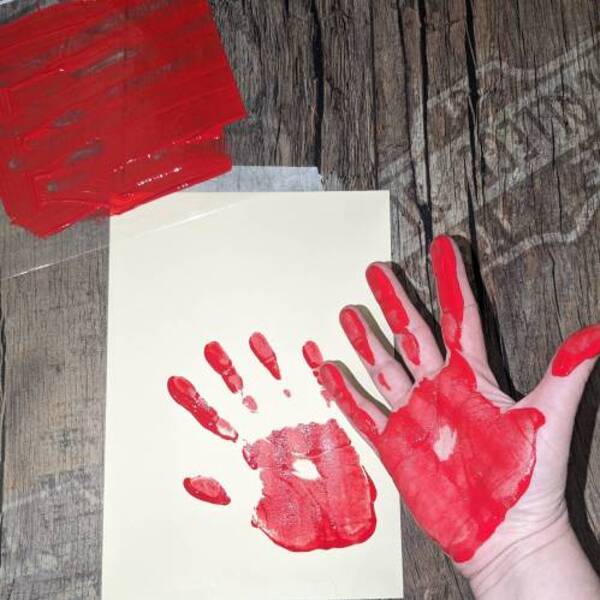 Basteln mit Kindern / Andrea Hochwallner Handabdruck