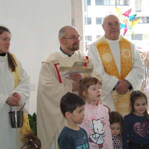 Segnung des Kindergartenzubaus